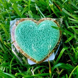 Glitter Heart Patch - pistachio - Stoney clover lane